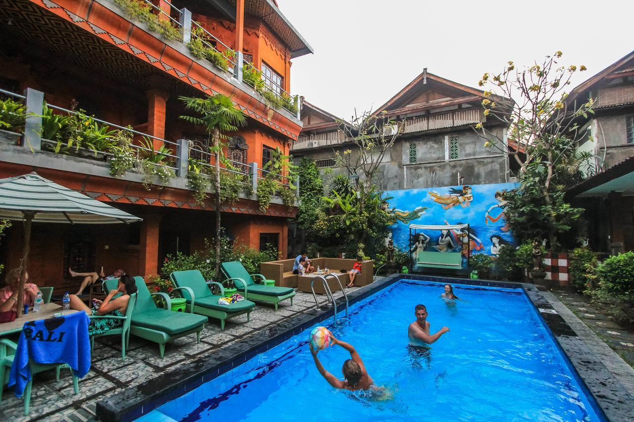 Hotel Lumbung Sari Legian  Exterior photo