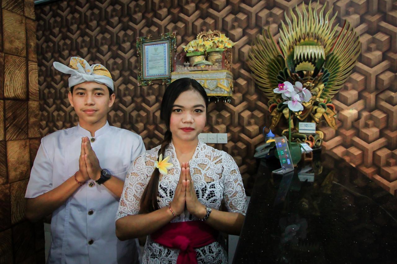 Hotel Lumbung Sari Legian  Exterior photo