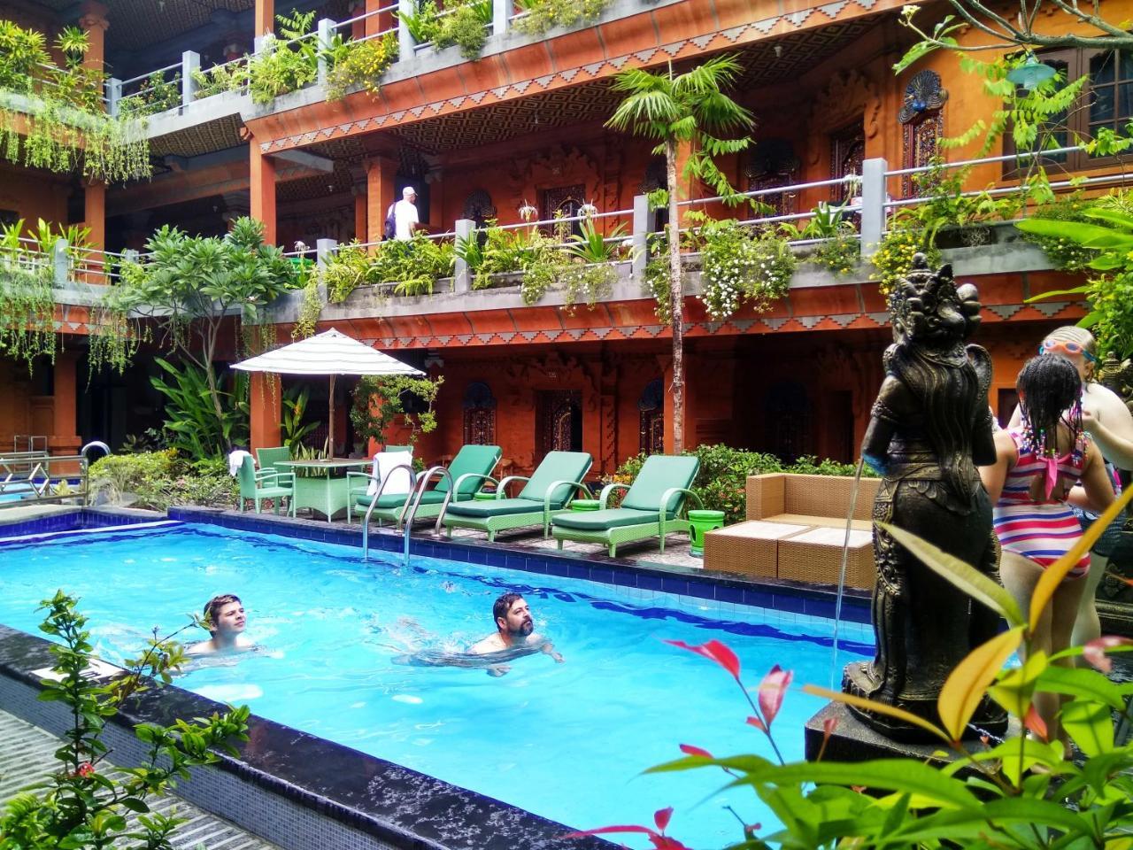 Hotel Lumbung Sari Legian  Exterior photo